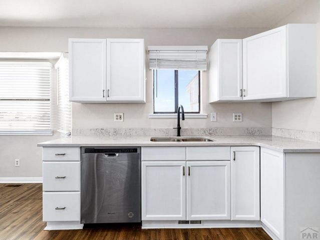 768 W McCulloch Blvd, Pueblo West, CO 81007