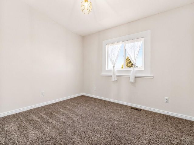 768 W McCulloch Blvd, Pueblo West, CO 81007