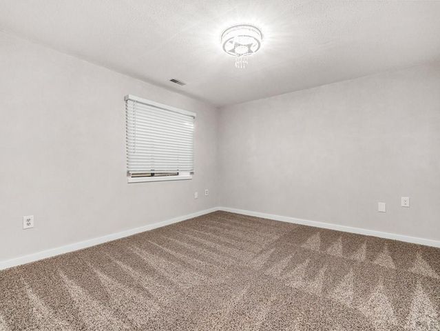 768 W McCulloch Blvd, Pueblo West, CO 81007