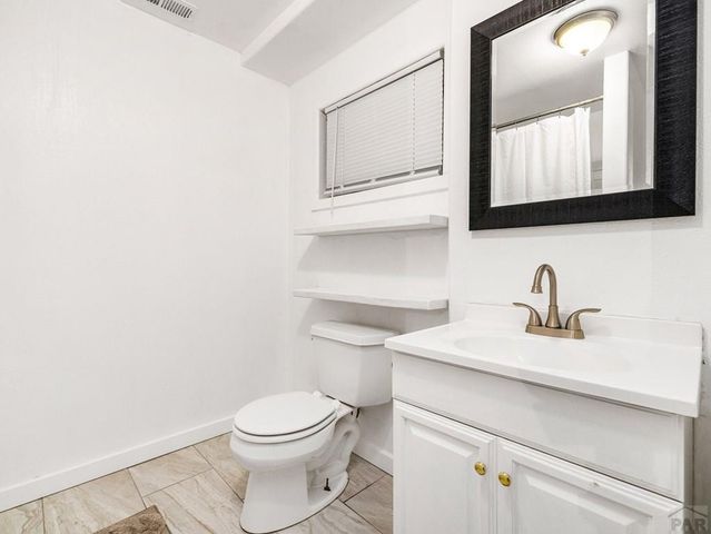 768 W McCulloch Blvd, Pueblo West, CO 81007