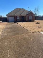 4028 LONG CREEK RD, Unicorp/memphis, TN 38125