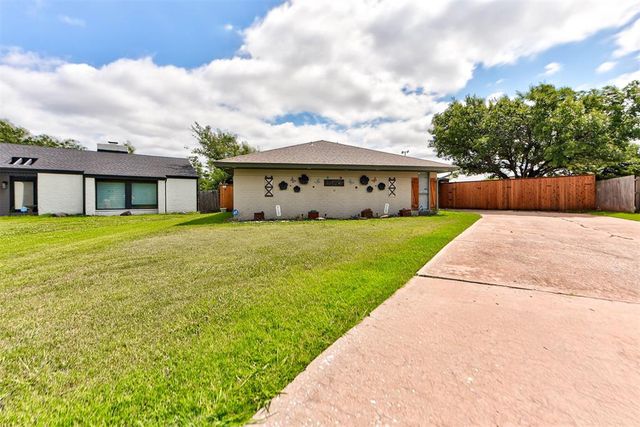 2201 NW 118th Terrace, Oklahoma City, OK 73120