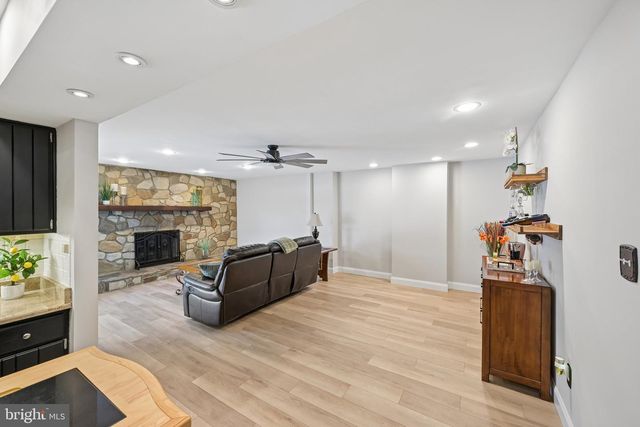 23 WYNNEWOOD DR, Voorhees, NJ 08043