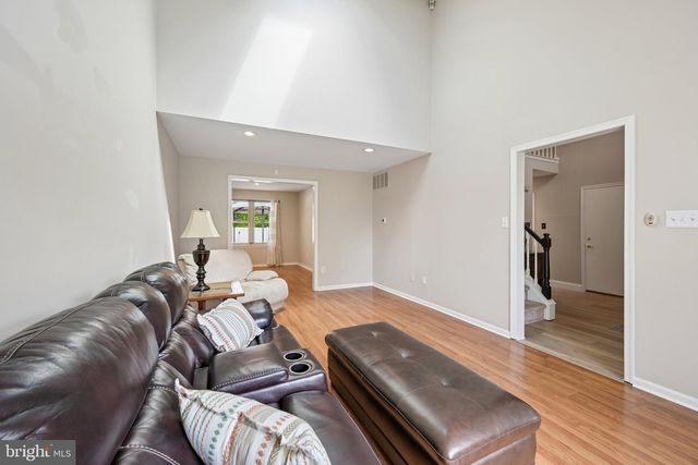 23 WYNNEWOOD DR, Voorhees, NJ 08043