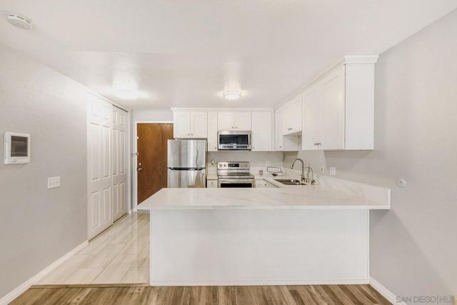 8308 Regents Rd 1H, San Diego, CA 92122