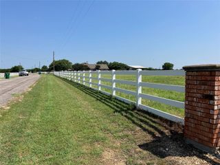 1725 Highland Drive, Whitney, TX 76692