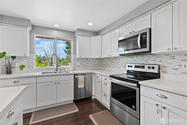 1665 Monroe Court SE, Renton, WA 98058
