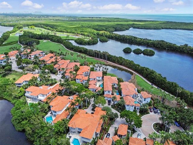 13689 Deering Bay Dr 13689, Coral Gables, FL 33158
