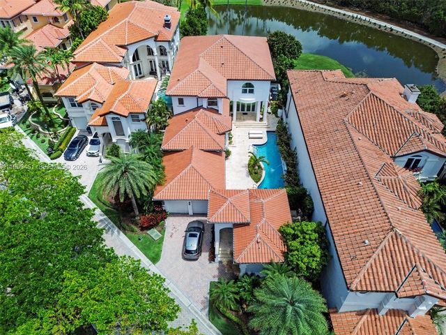 13689 Deering Bay Dr 13689, Coral Gables, FL 33158