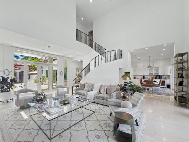 13689 Deering Bay Dr 13689, Coral Gables, FL 33158