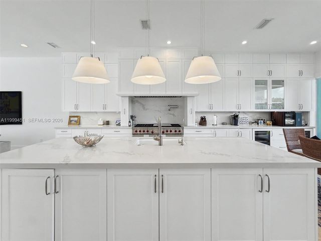 13689 Deering Bay Dr 13689, Coral Gables, FL 33158