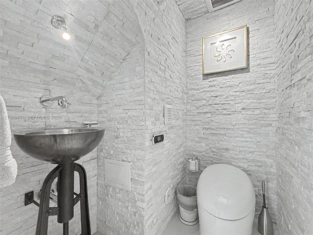 13689 Deering Bay Dr 13689, Coral Gables, FL 33158