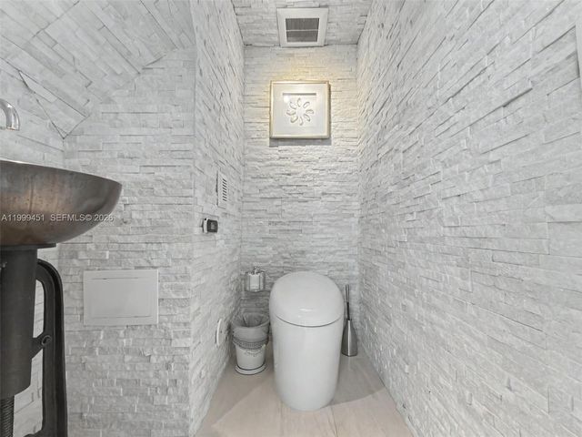 13689 Deering Bay Dr 13689, Coral Gables, FL 33158