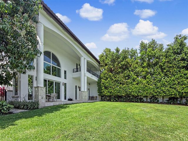 13689 Deering Bay Dr 13689, Coral Gables, FL 33158