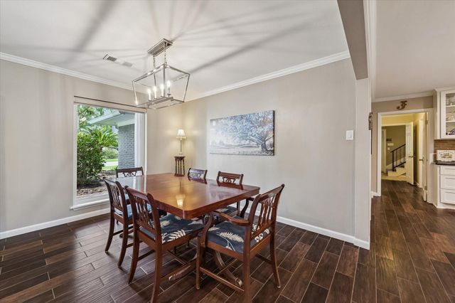 1711 Walnut Lane, Kingwood, TX 77339
