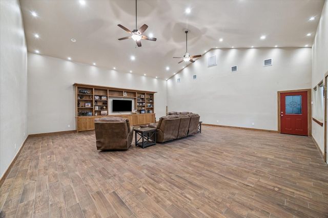 1711 Walnut Lane, Kingwood, TX 77339