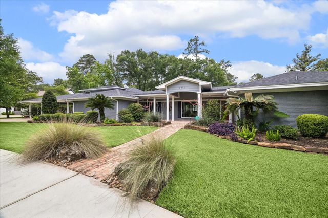1711 Walnut Lane, Kingwood, TX 77339