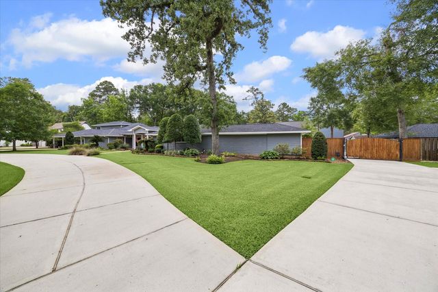1711 Walnut Lane, Kingwood, TX 77339