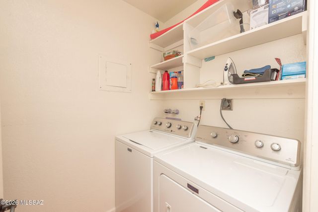 6255 N Camino Pimeria Alta Apt 127, Tucson, AZ 85718