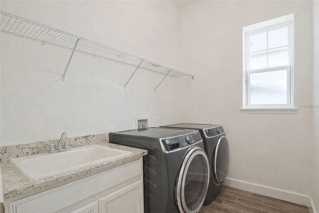 7038 ARNOLDSON STREET, Orlando, FL 32827