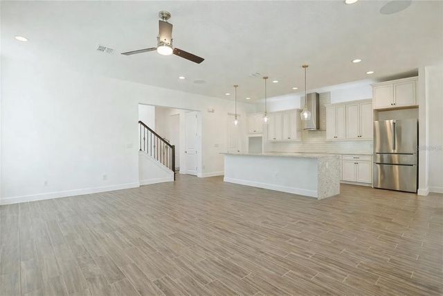 7038 ARNOLDSON STREET, Orlando, FL 32827