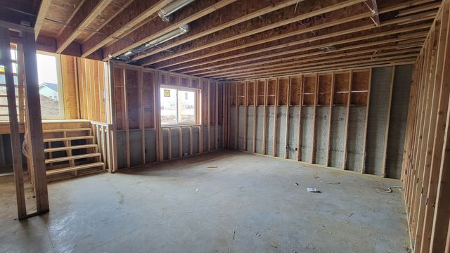 2912 NW Beechwood Court, Ankeny, IA 50023