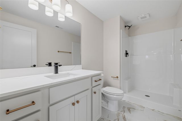 2912 NW Beechwood Court, Ankeny, IA 50023