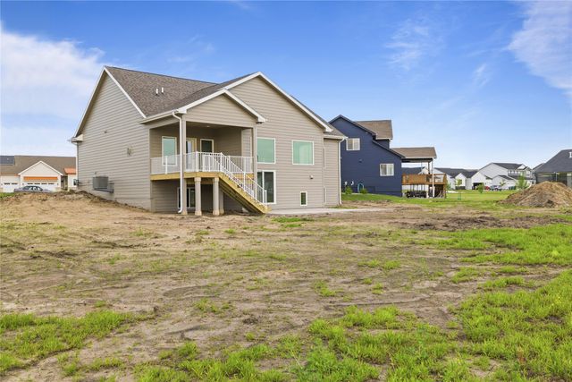 2912 NW Beechwood Court, Ankeny, IA 50023