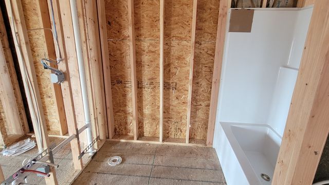 2912 NW Beechwood Court, Ankeny, IA 50023