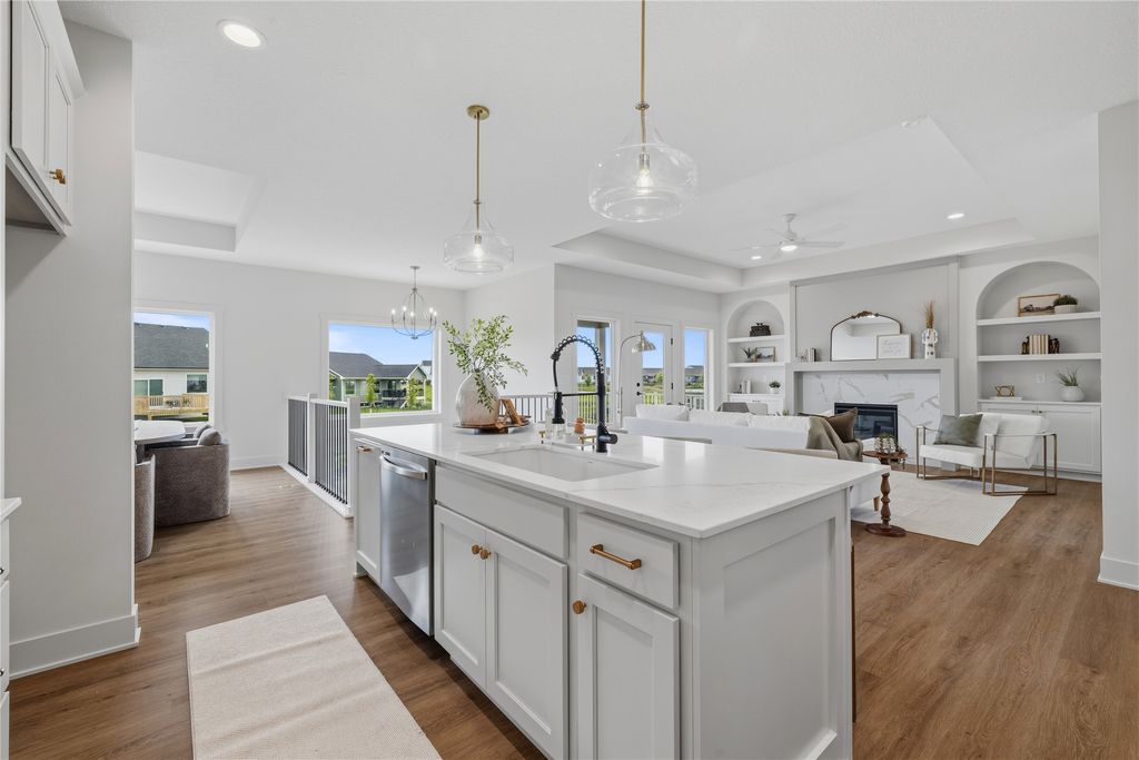 2912 NW Beechwood Court, Ankeny, IA 50023