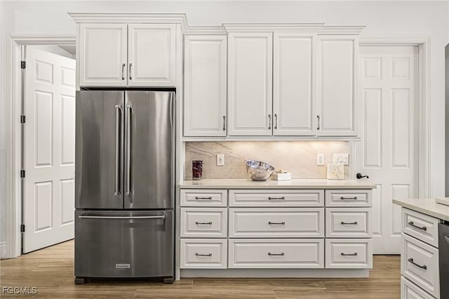 11781 Lady Anne CIR, Cape Coral, FL 33991