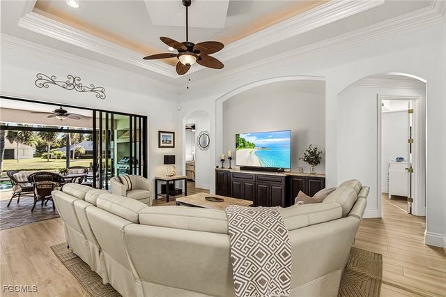 11781 Lady Anne CIR, Cape Coral, FL 33991