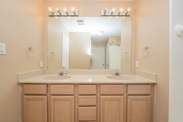 2212 Naomi Street, Houston, TX 77054