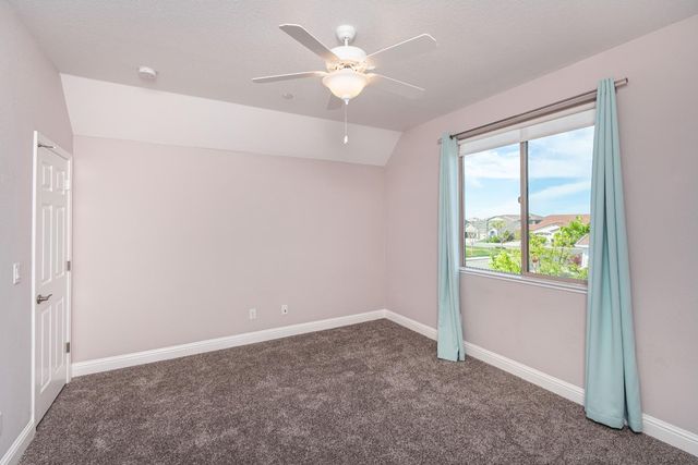 2064 Somers St, Roseville, CA 95747