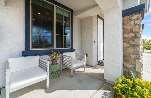 2064 Somers St, Roseville, CA 95747