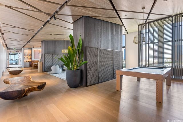 1000 Auahi Street 733, Honolulu, HI 96814