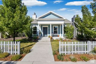 11256 S CHICORY LN, South Jordan, UT 84009
