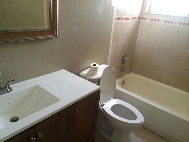 485 N Pine Island Road 201A, Plantation, FL 33324