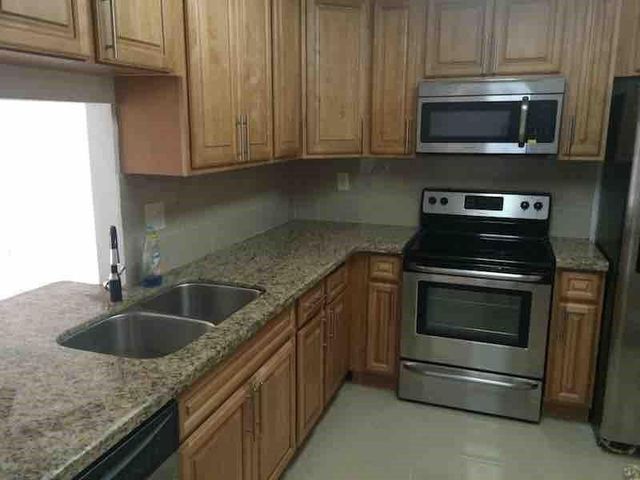 485 N Pine Island Road 201A, Plantation, FL 33324