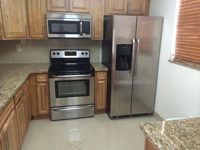 485 N Pine Island Road 201A, Plantation, FL 33324