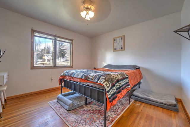 1000 17th St NW, Minot, ND 58703