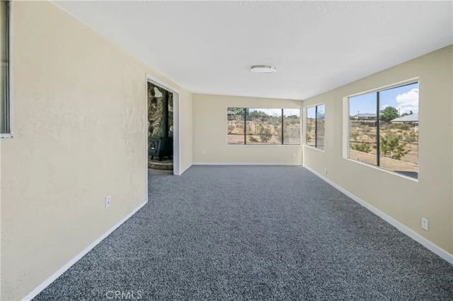 11694 Pepper, Hesperia, CA 92345