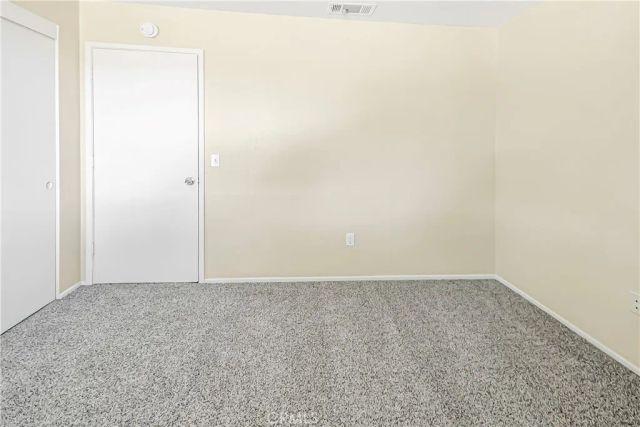 11694 Pepper, Hesperia, CA 92345