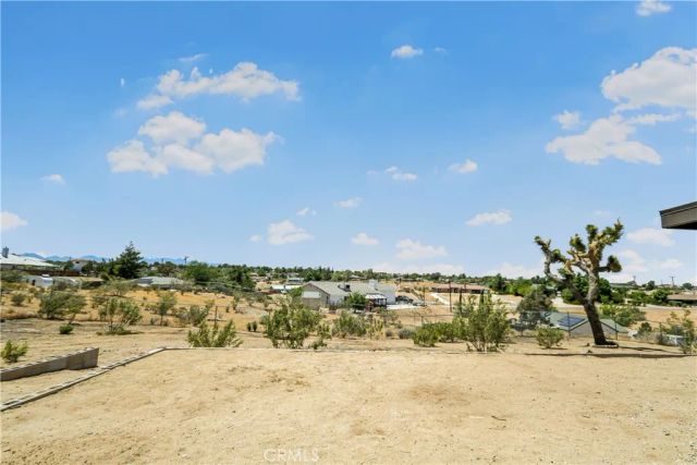 11694 Pepper, Hesperia, CA 92345