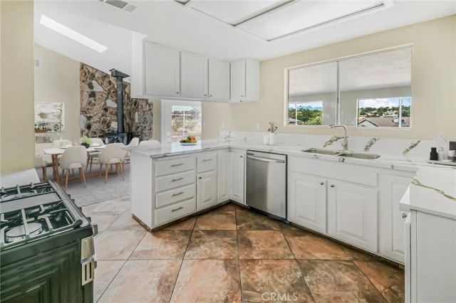 11694 Pepper, Hesperia, CA 92345