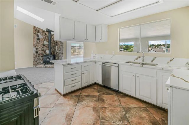 11694 Pepper, Hesperia, CA 92345