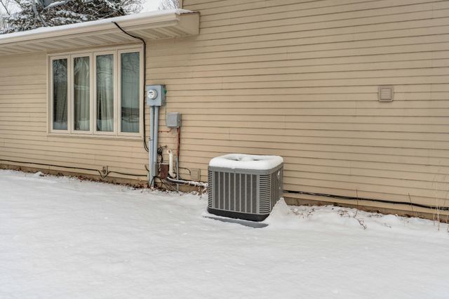 517 N Woodland Drive, Fergus Falls, MN 56537