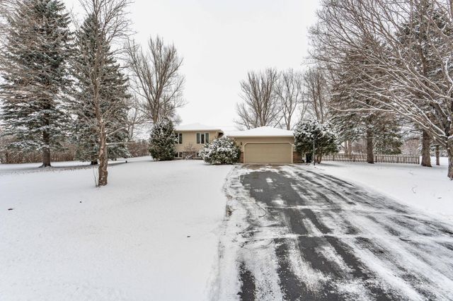 517 N Woodland Drive, Fergus Falls, MN 56537