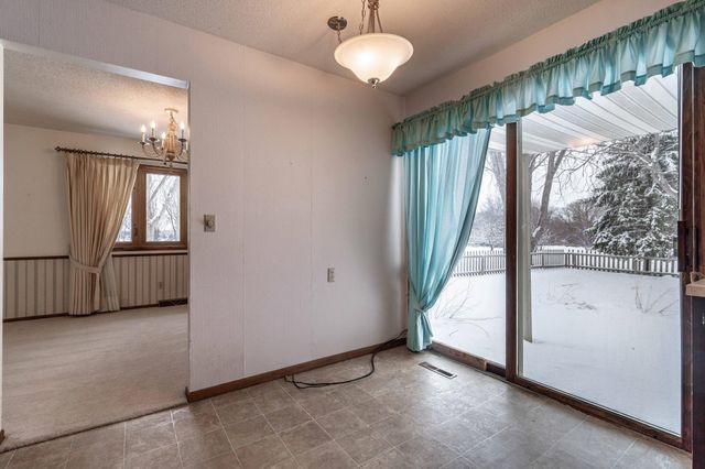 517 N Woodland Drive, Fergus Falls, MN 56537