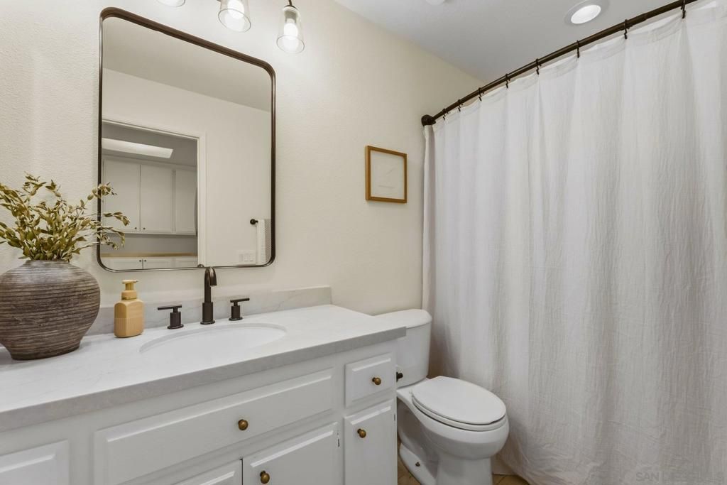 Image 21 of property listing at 20321 Tidepool Cir 205, Huntington Beach, CA 92646